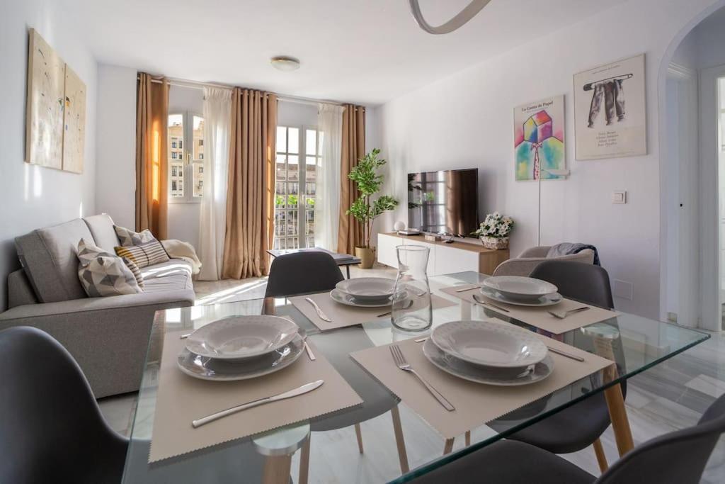 Central And Beautiful Apartment - Free Parking Málaga Esterno foto