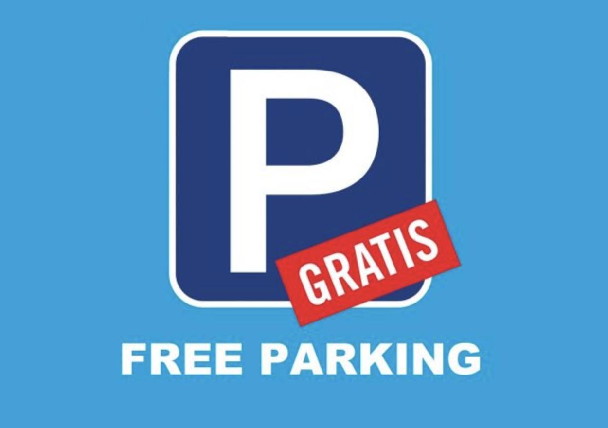 Central And Beautiful Apartment - Free Parking Málaga Esterno foto